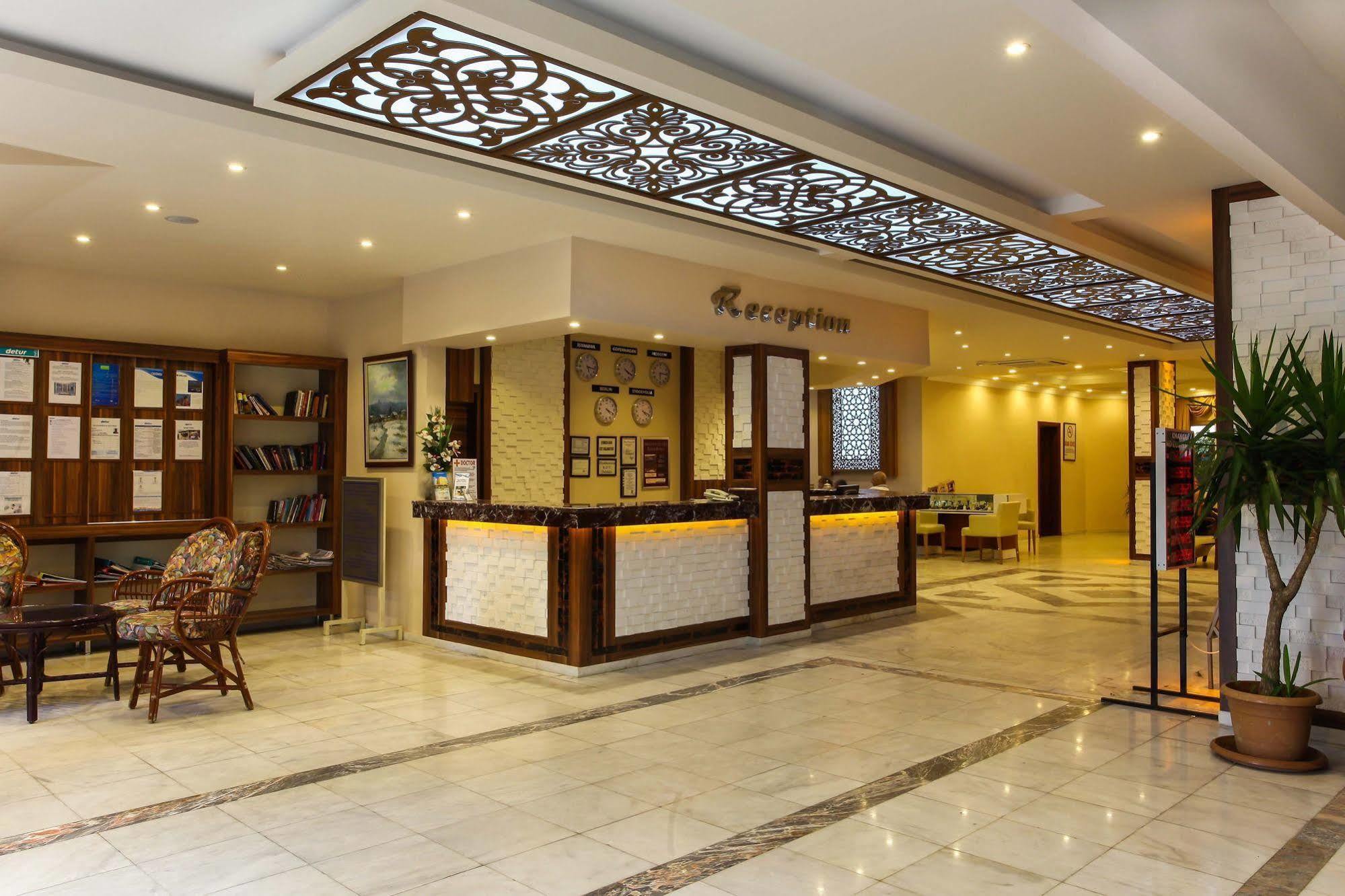 Kleopatra Beach Hotel Alanya Buitenkant foto