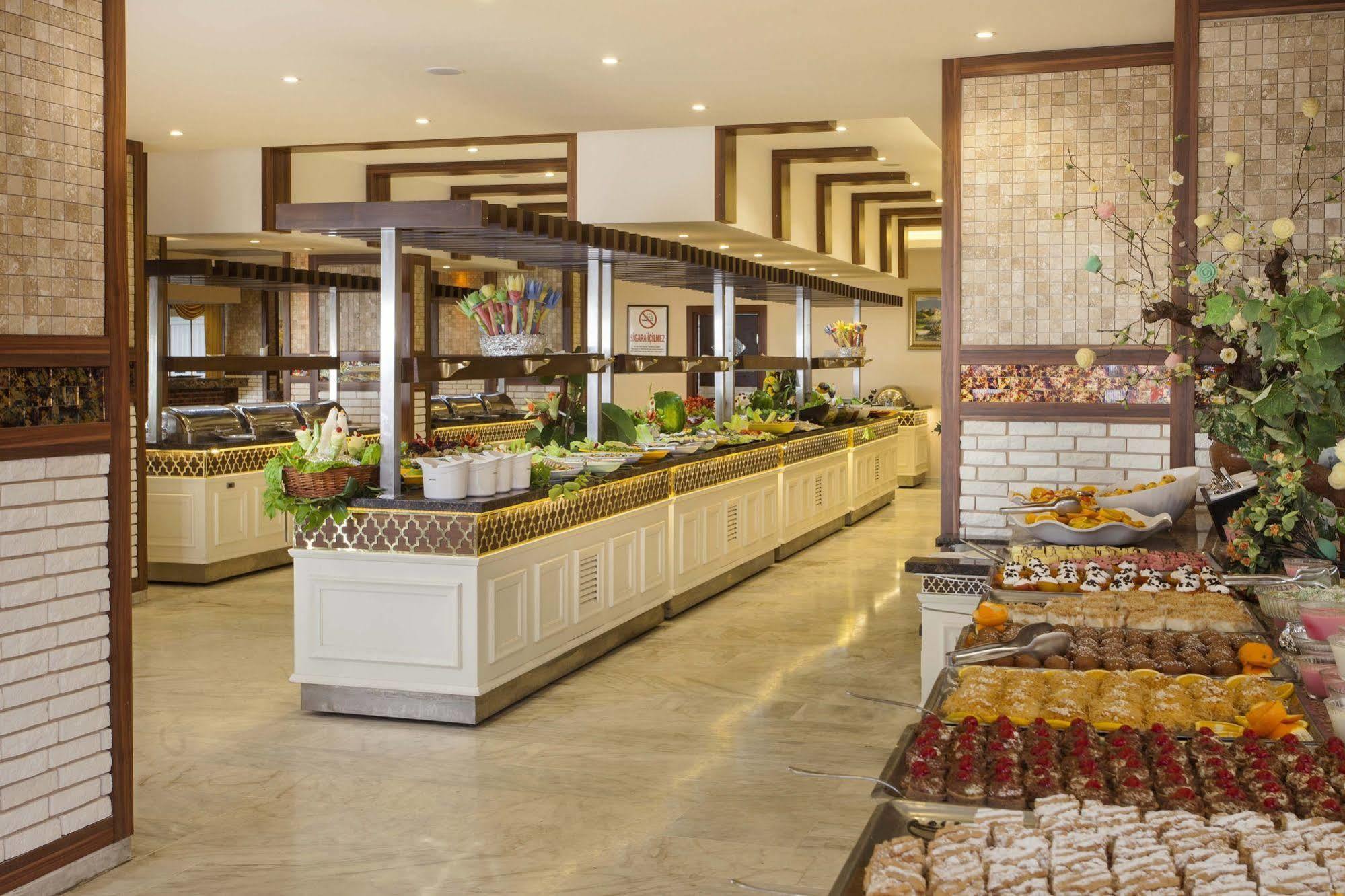 Kleopatra Beach Hotel Alanya Buitenkant foto