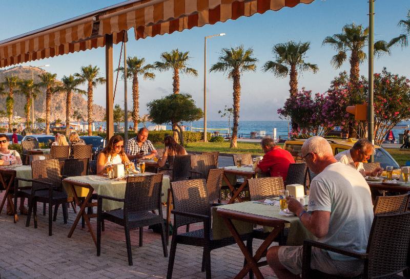Kleopatra Beach Hotel Alanya Buitenkant foto